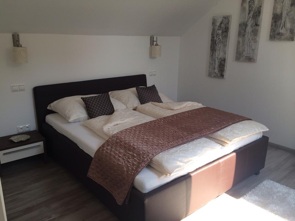 Leiner Apartman Hévíz Rom bilde